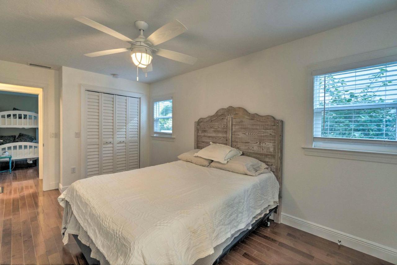Bright Sarasota Bungalow - 5 Mi To Siesta Beach! מראה חיצוני תמונה